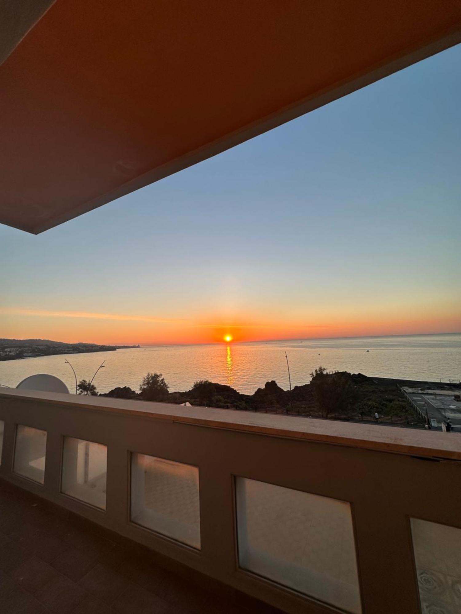 Perla Marina Sea View Apartment CTA Exterior photo