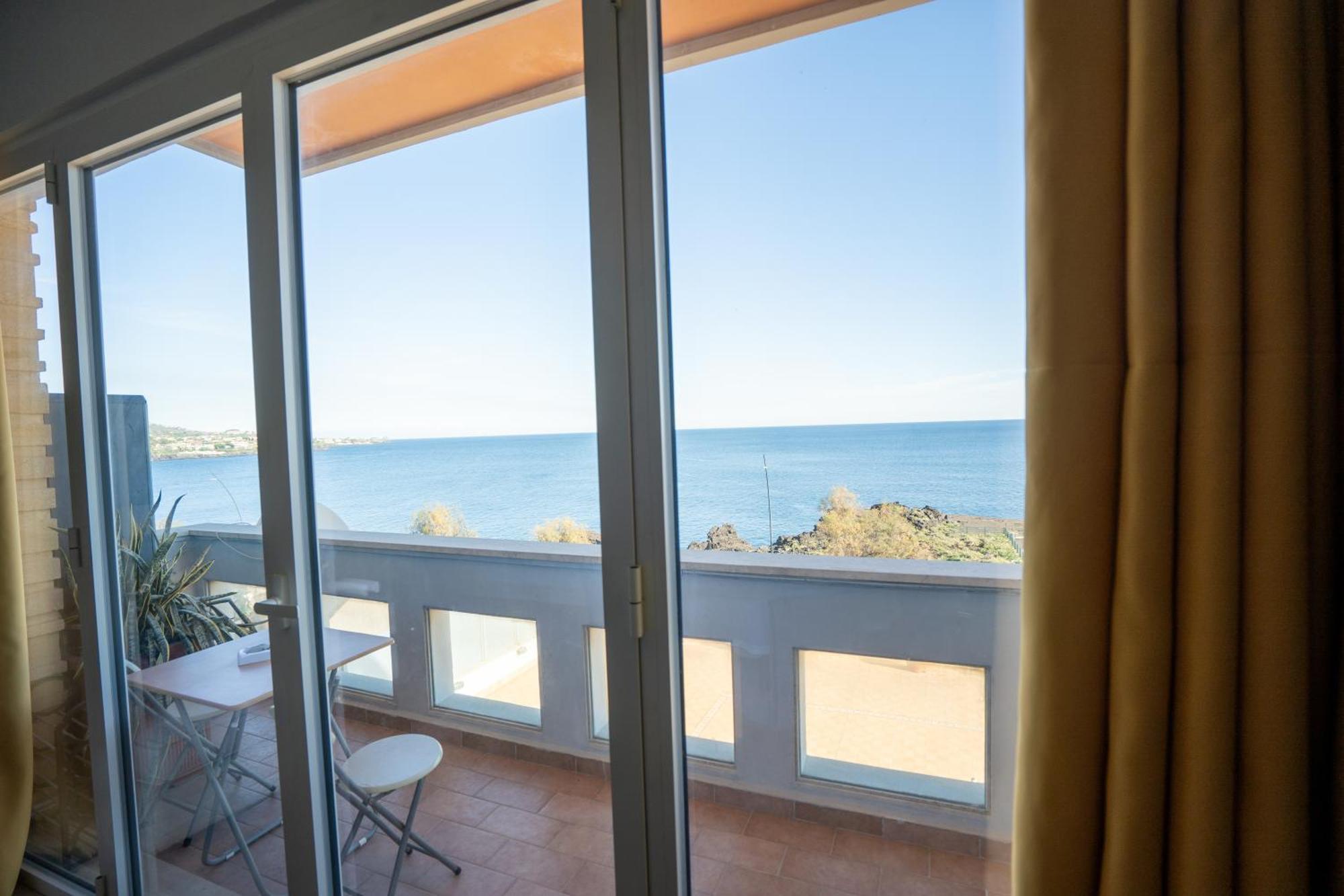 Perla Marina Sea View Apartment CTA Exterior photo