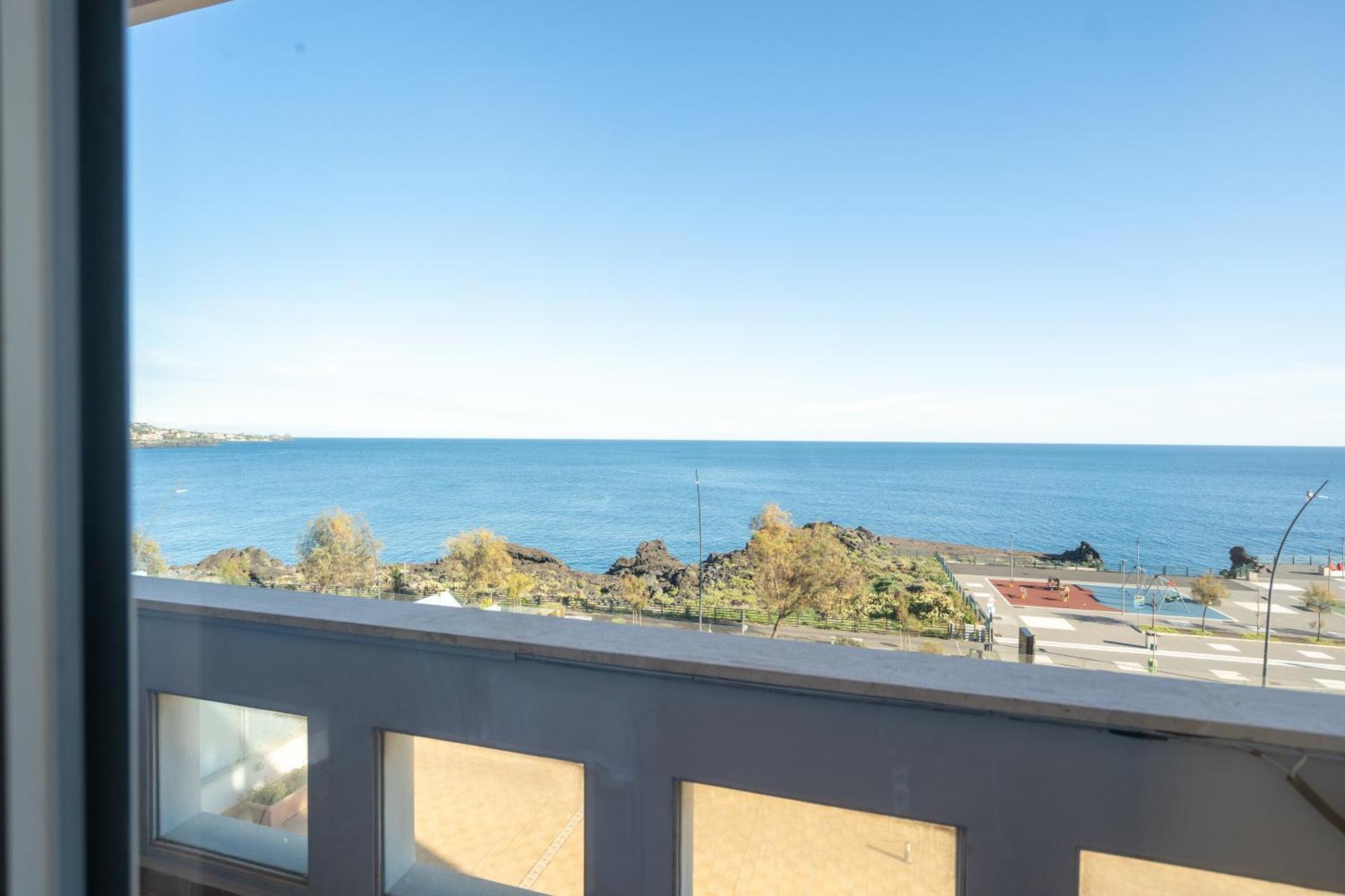 Perla Marina Sea View Apartment CTA Exterior photo