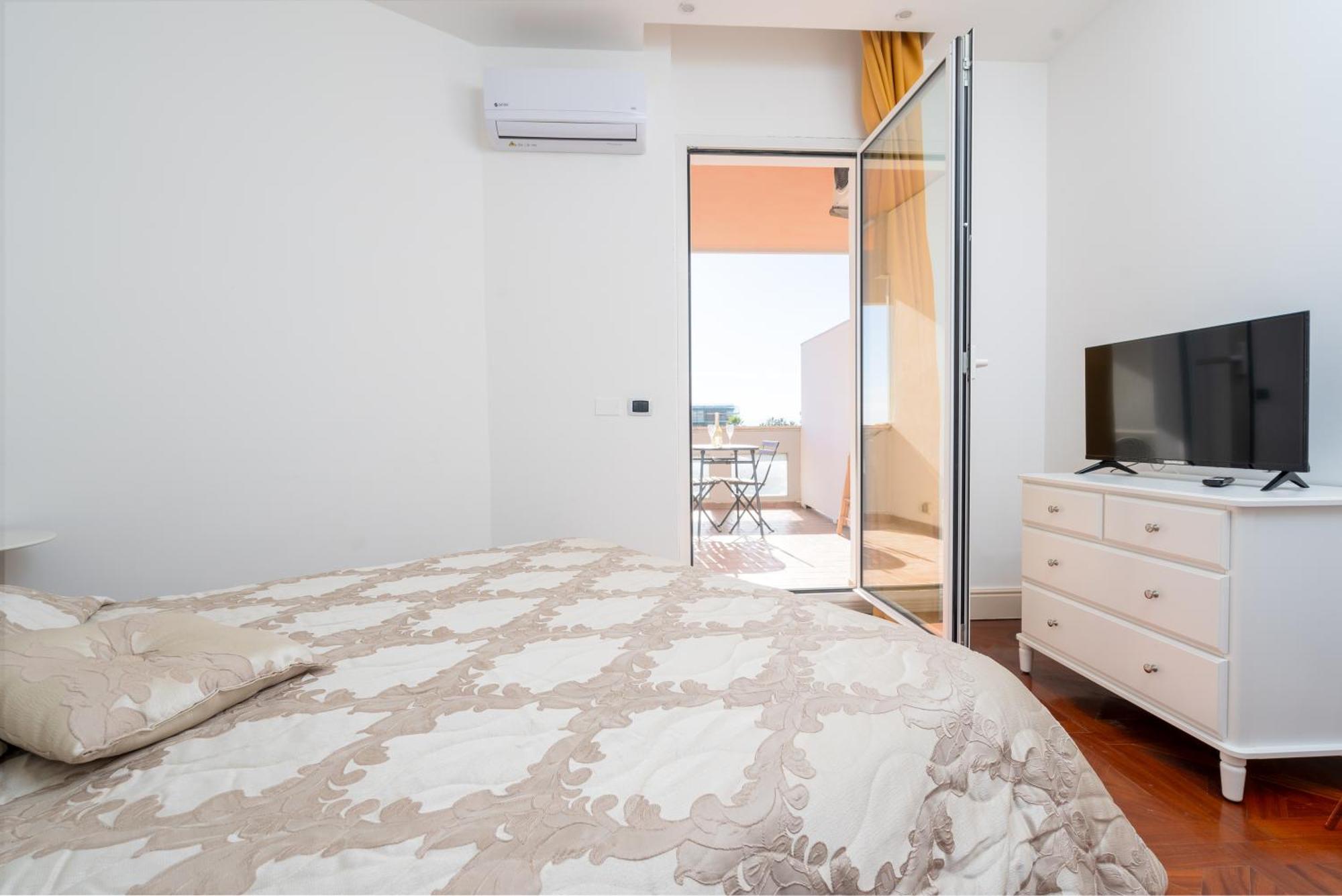 Perla Marina Sea View Apartment CTA Exterior photo