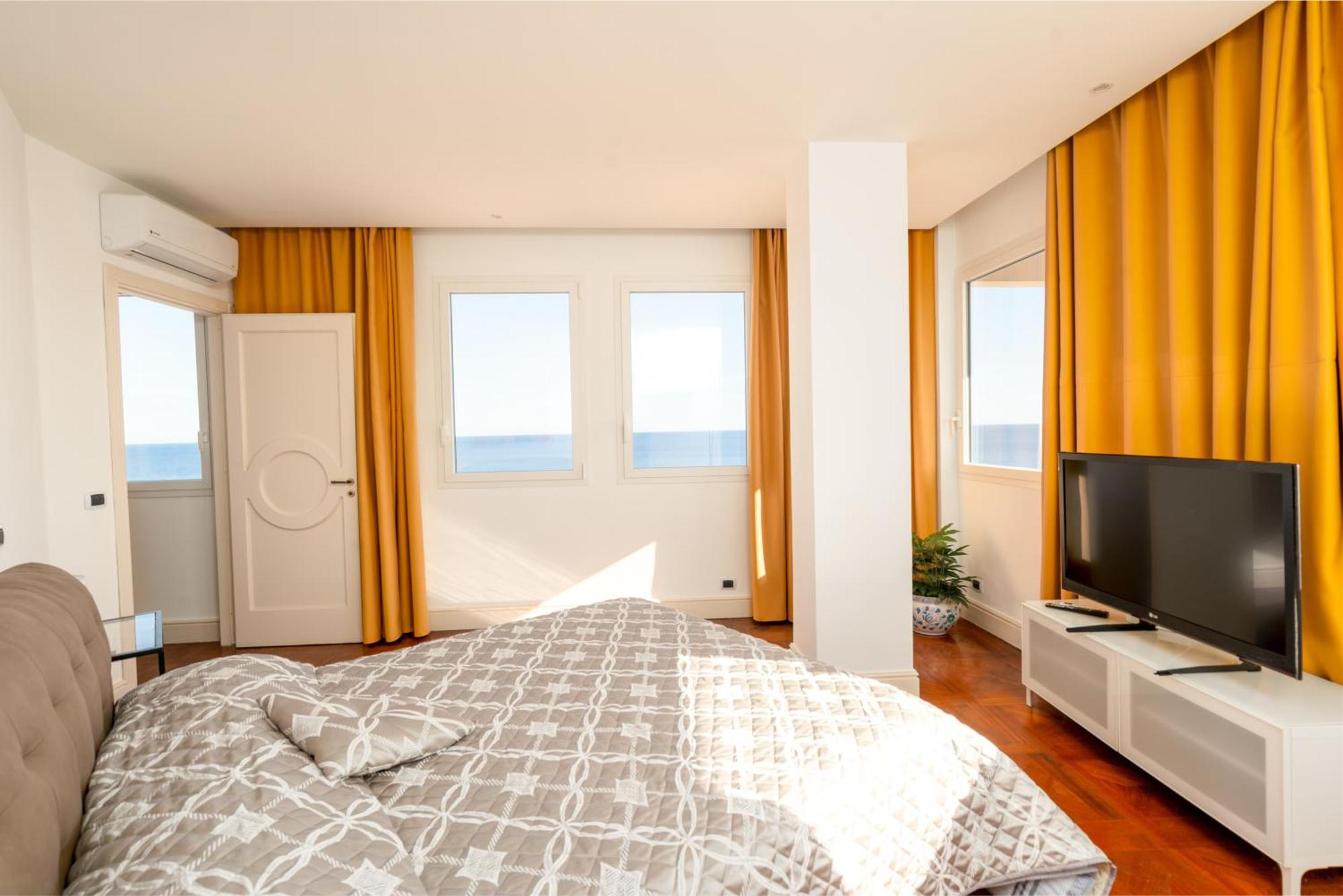 Perla Marina Sea View Apartment CTA Exterior photo